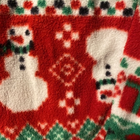 The children’s place Christmas onsie - Picture 3 of 4